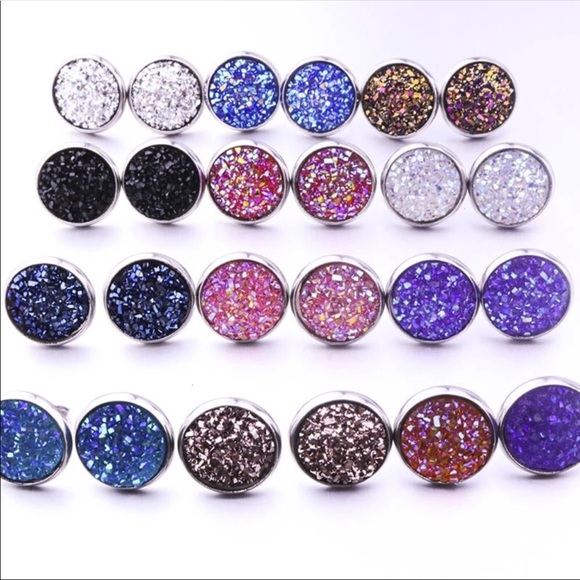HOST PICK!!!!!!! 🎉🎉 Druzy Studs NWT Boutique - Picture 2 of 4